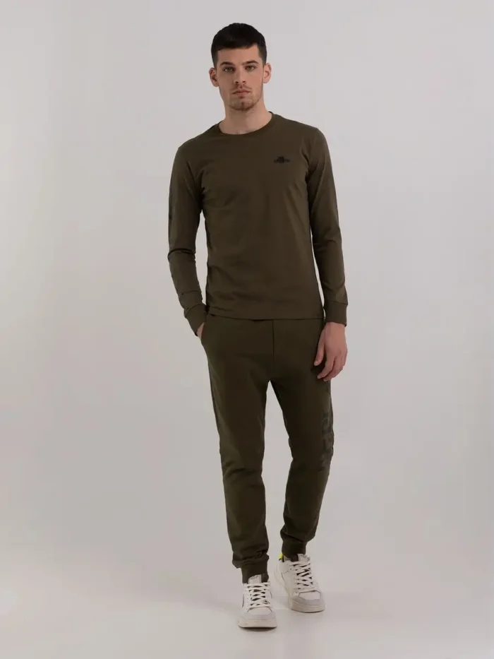 M6474_000_22980P_238_1_2