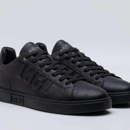 Sneakers must nahk 1981