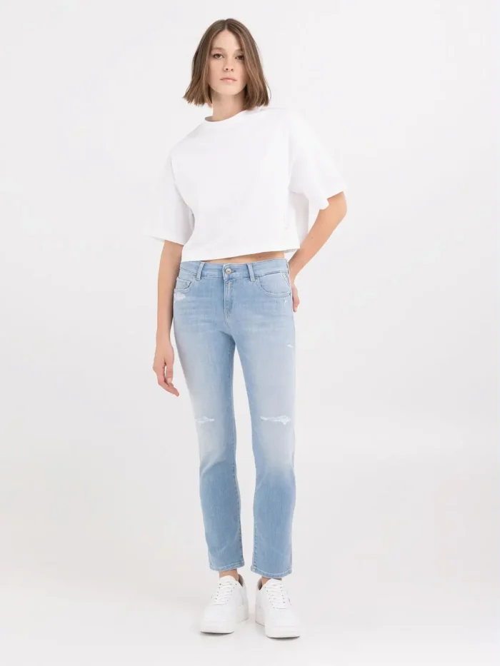 WA429_000_69D-63R_010_1_1