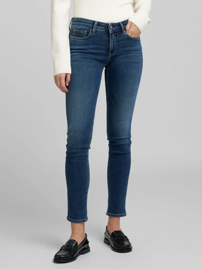 WH689_000_805-923_007_2