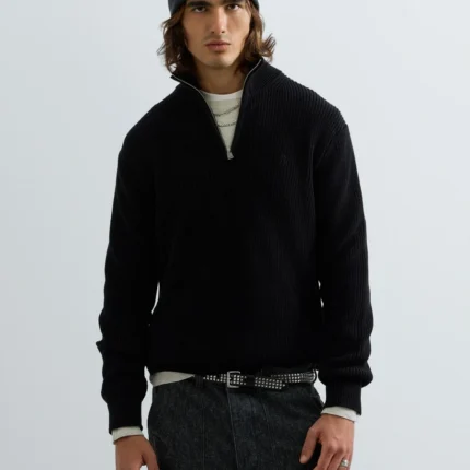 MUST LÜHIKESE LUKUGA PULLOVER